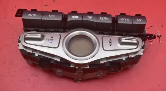 Honda Jazz Climate control unit D067G