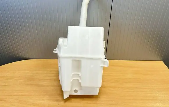Toyota Avensis T250 Windshield washer fluid reservoir/tank 8531502100