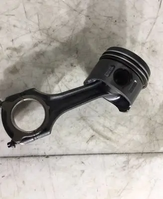 Mercedes-Benz Sprinter W906 Piston with connecting rod 6110316