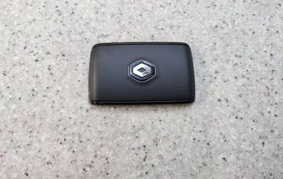Renault Kadjar Ignition key/card 
