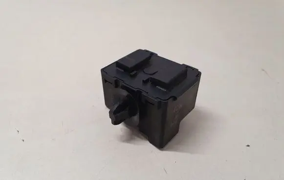 Lexus IS 220D-250-350 Sensor 8665248010
