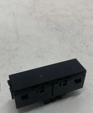 Opel Astra K Passenger airbag on/off switch 13422812 321922
