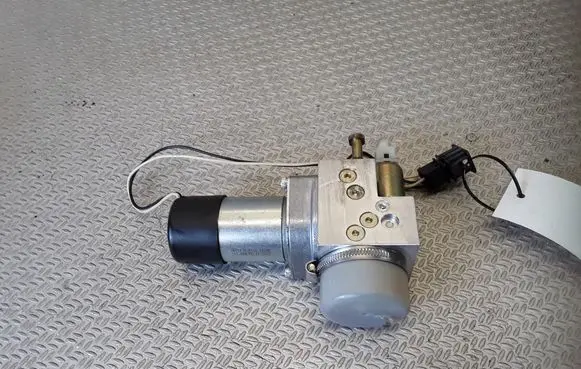 Volkswagen Phaeton Tailgate hydraulic pump motor 3D5827786