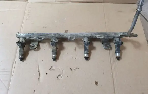 Nissan X-Trail T31 Fuel injectors set 