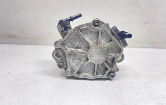 Volvo V60 Vacuum pump 9684786780