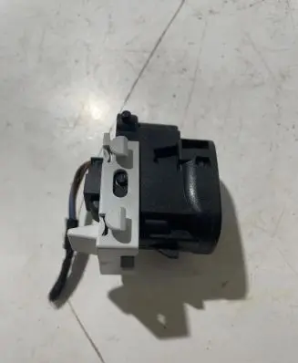 Mercedes-Benz CLK A209 C209 Electric window control switch A2098203510 501958