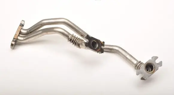 Volvo XC90 Engine coolant pipe/hose 