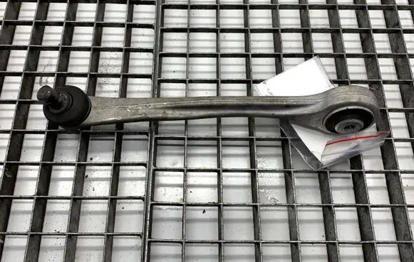 Audi A7 S7 4G Front control arm 26372