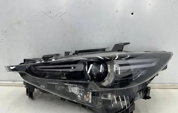 Mazda CX-5 II Headlight/headlamp kb8n51040