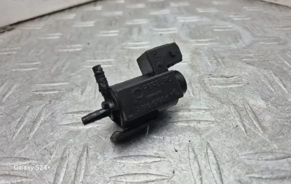 BMW 7 E65 E66 Vacuum valve 1742712 72234100