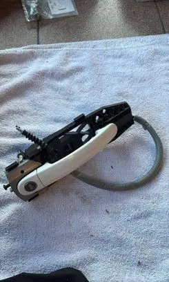 Skoda Yeti (5L) Front door exterior handle 5L0837885B