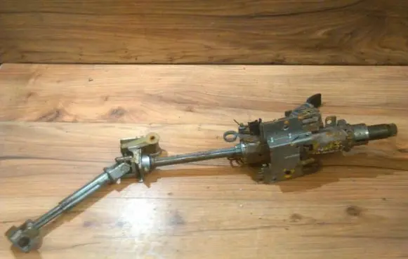 Skoda Fabia Mk1 (6Y) Steering wheel axle 301501509
