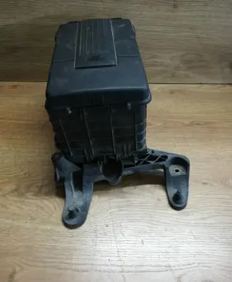 Skoda Octavia Mk2 (1Z) Battery box tray 1K0915333C