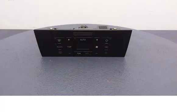 Audi A4 S4 B5 8D Climate control unit 8D0820043Q