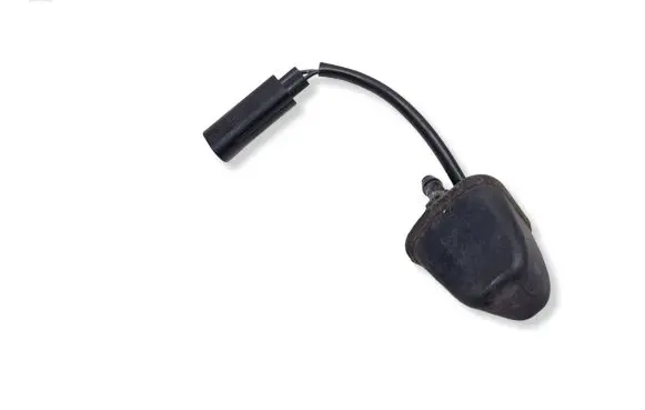 BMW 3 E90 E91 Windshield washer spray nozzle 8365385