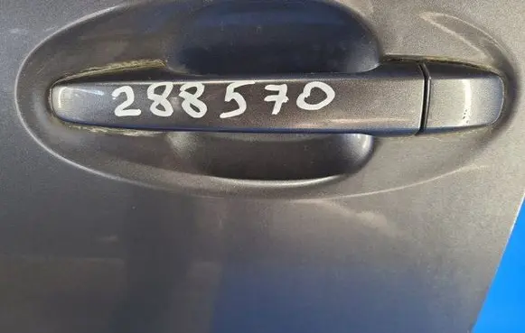 Toyota Prius+ (ZVW40) Front door exterior handle 6921074030A0