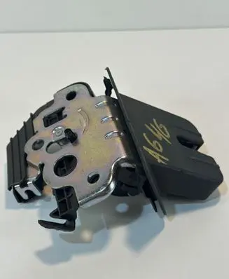 Audi A5 Sportback 8TA Tailgate/trunk/boot lock/catch/latch 8r0827505
