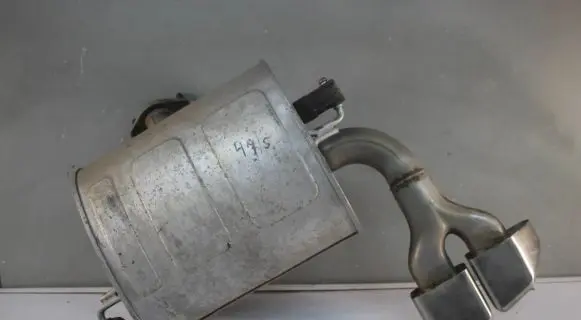 Muffler/silencer