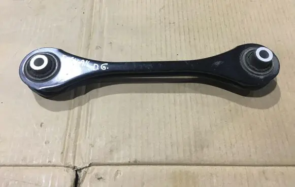 Volkswagen Tiguan Rear control arm 5Q0501529E