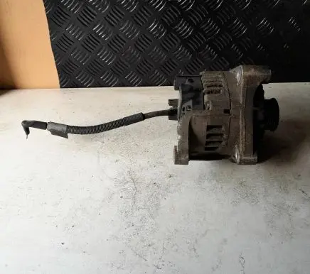 Land Rover Freelander Generator/alternator YLE500170 705000667 TG15C038