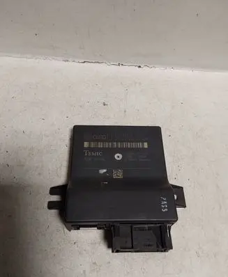 Audi A6 S6 C6 4F Gateway control module 4F0907468D 4F0910468A