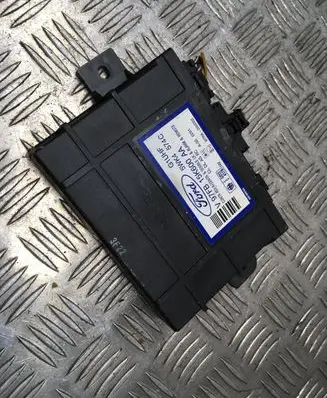 Ford Focus Comfort/convenience module 3F22 G1UHF 5WK4574C