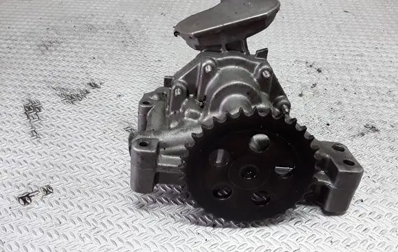 Peugeot Boxer Oil pump 9613590910