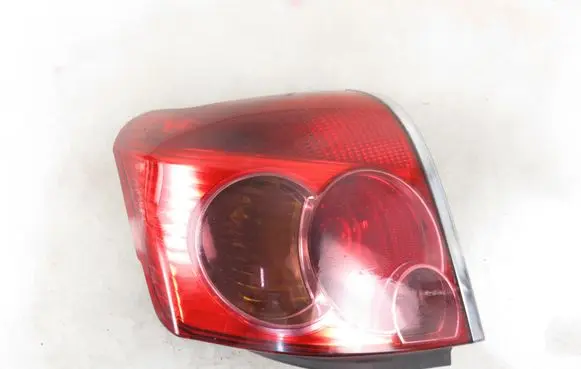 Toyota Avensis T250 Rear/tail lights 