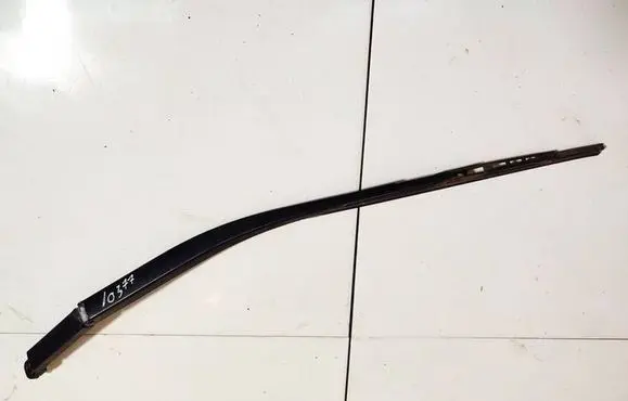 Honda Accord Front wiper blade arm