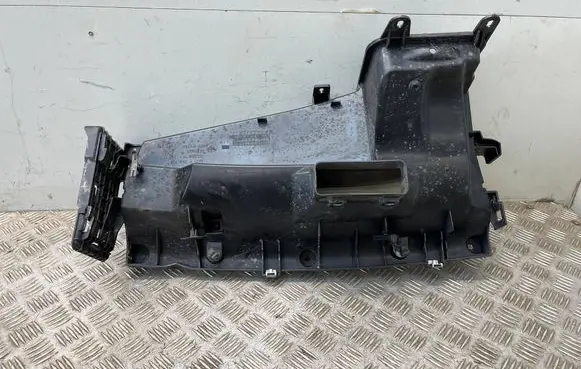 BMW i3 Cabin air duct channel 64319266839