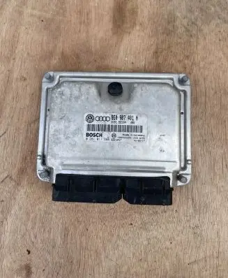 Audi A6 S6 C5 4B Engine control unit/module 8E0907401N