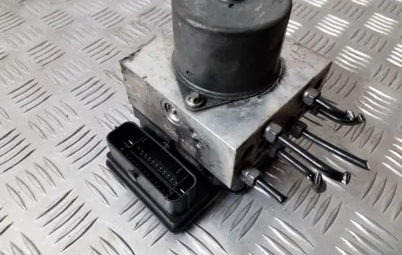 Fiat Croma ABS Pump 51800747 16234404D 54084882C