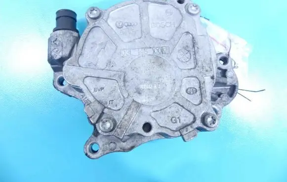 Seat Altea Vacuum pump 03L145100 IMPRK1169549