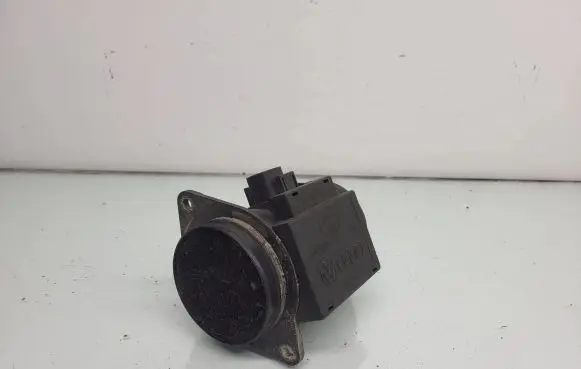 Volkswagen PASSAT B4 Mass air flow meter 71822101 074906461