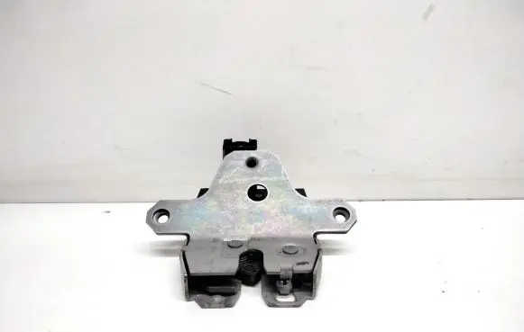 Volvo V60 Tailgate/trunk/boot lock/catch/latch 31335045