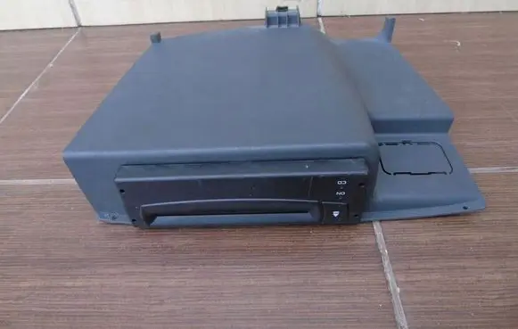 Citroen C5 CD/DVD changer 963126178005