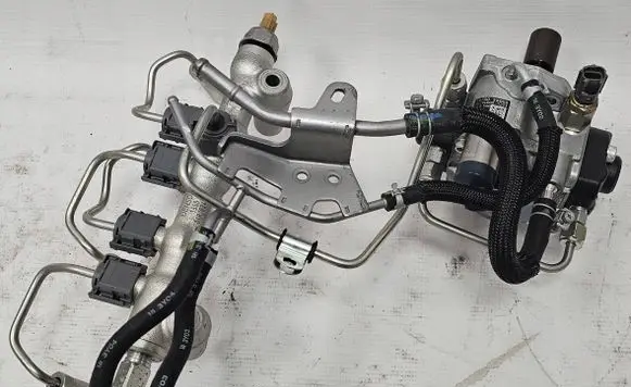 Nissan Navara D40 Fuel injection high pressure pump 167005X00D 16700LC100 167005X01A