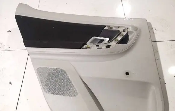 Mercedes-Benz B W245 Rear door card panel trim 5J6867211