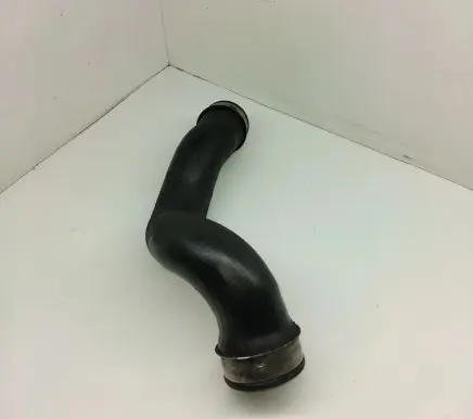 Mercedes-Benz C W203 Intercooler hose/pipe A2035281532