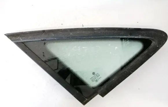 Volkswagen Touran I Front triangle window/glass e643r00048 e643r-00048