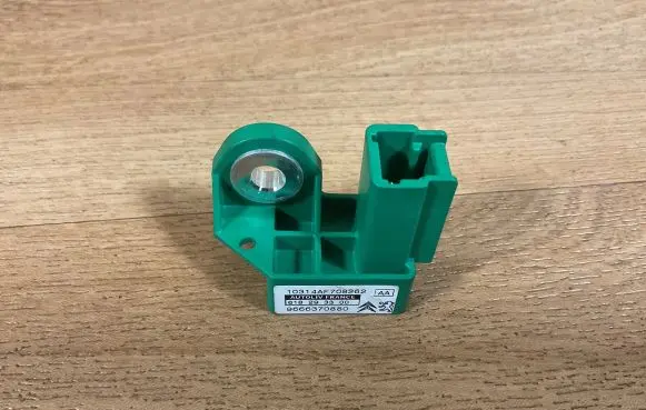 Peugeot 308 Airbag deployment crash/impact sensor 9666370880 618293300 10314AF708262