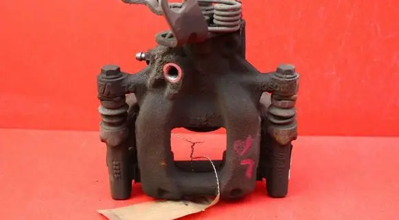 Skoda Superb B6 (3T) Rear brake caliper