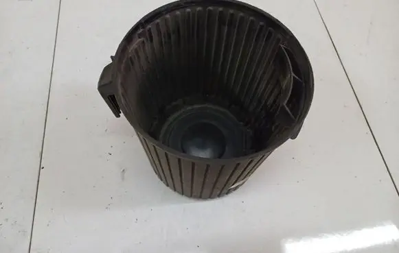 Air filter box