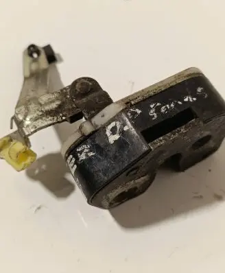 Renault Master II Rear door lock 351343