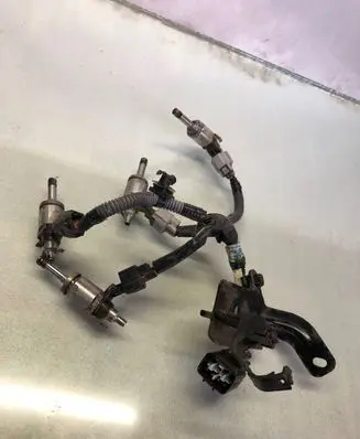 Mitsubishi Eclipse Cross Fuel injector 1465a546