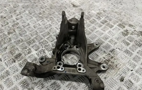 Chevrolet Corvette C8 Rear wheel hub spindle/knuckle 23428470