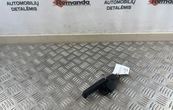 Opel Zafira C Engine bonnet (hood) release handle