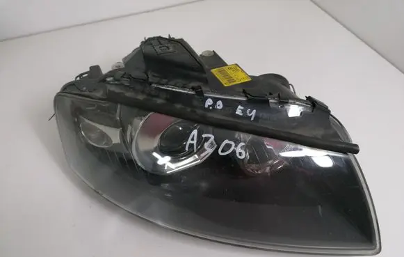Audi A3 S3 8P Headlight/headlamp 8P0941004E