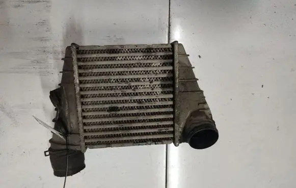 Volkswagen Golf IV Intercooler radiator 