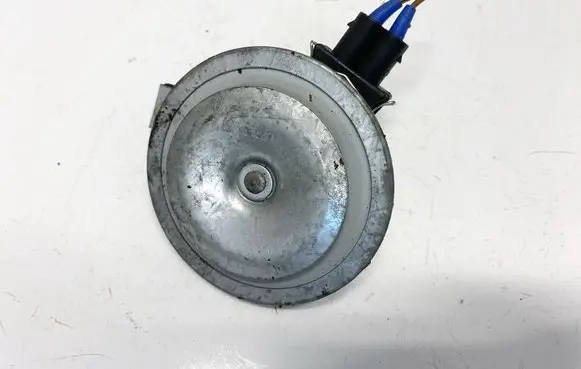 Audi A4 S4 B5 8D Horn signal 007524